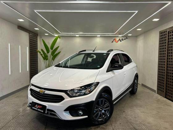 CHEVROLET ONIX 1.4 MPFI ACTIV 8V FLEX 4P AUTOMÁTICO